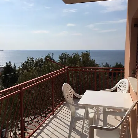 Apartment Dolac *